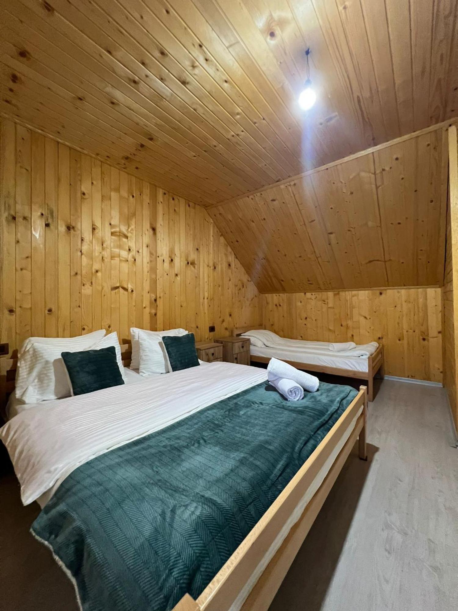 Bed and Breakfast Bujtina Arlindi à Valbone Extérieur photo