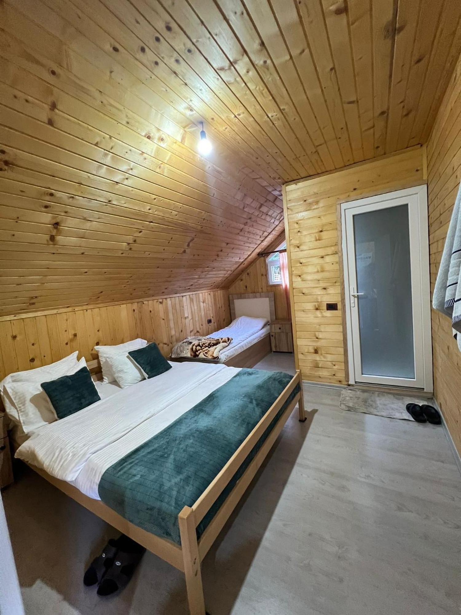 Bed and Breakfast Bujtina Arlindi à Valbone Extérieur photo