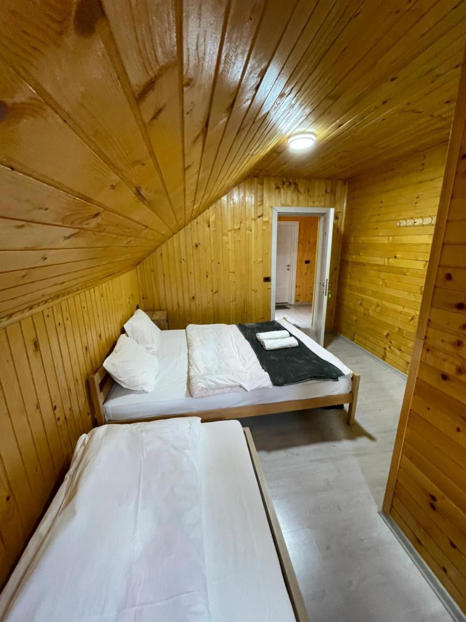 Bed and Breakfast Bujtina Arlindi à Valbone Extérieur photo