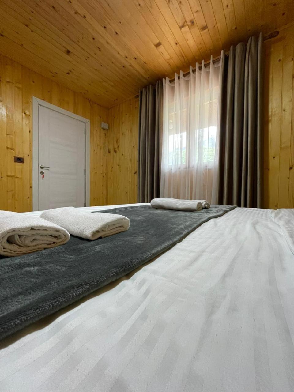 Bed and Breakfast Bujtina Arlindi à Valbone Extérieur photo